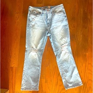 Seven 7 distressed ankle cut jeans